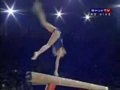 comment monter sur une poutre de gymnastique