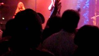 Go-Go&#39;s &quot;Whole World Lost its Head&quot;