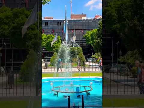 Fuente de agua enfrente a la municipalidad de Esteban Echeverría en #montegrande #shorts #bsas #tour