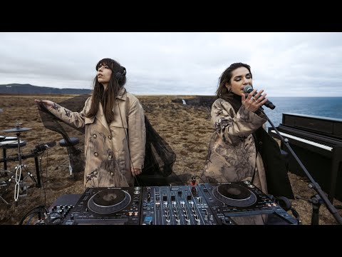 Giolì & Assia - #DiesisLive @Krysuvikurberg Cliffs, Iceland