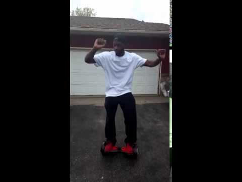 MrNewz Dabbin Dance on a Booming Board!!!