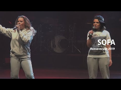 Russerevyen 2019 - "Sofa"
