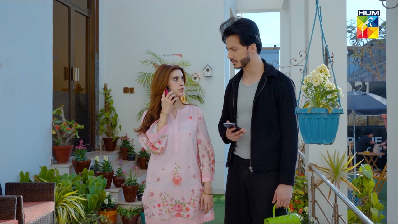 20 Lakh Ki Khatir Maa Ko Itna Zalil Kia...! Aye Dil Aazma Nahin - HUM TV