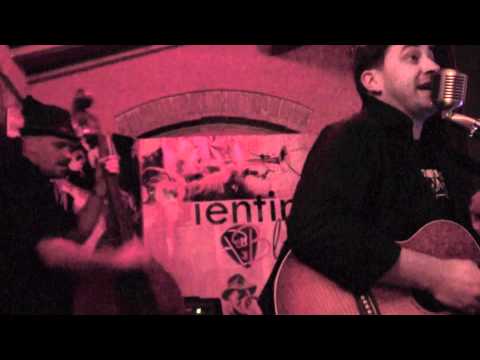 The Pets Peeve ☆ Bientina Blues - Bientina ☆ Blue Suede Shoes