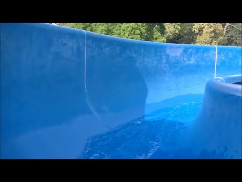 Gyulai Várfürdő: kék kültéri vízicsúszdák - csúszások