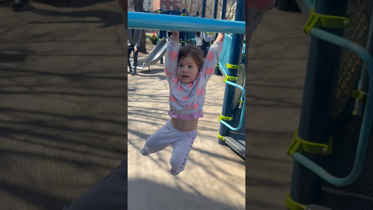 3歳が公園で初めて○○に挑戦したら..