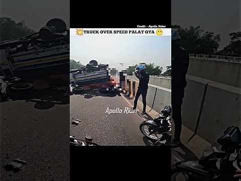 Truck😵‍💫 Over Speed Se Palat Gya😬 | #shorts #viral #bikelover #motovlog #youtubeshorts