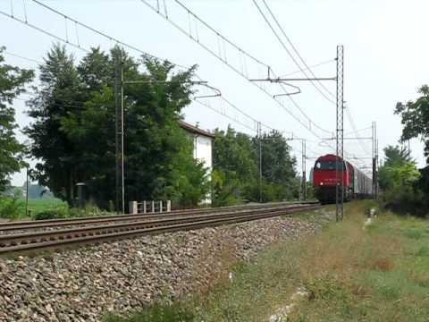 G2000 con il merci s ilario d'enza-chiasso s.to