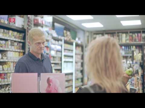 DR3 SERIE  "Pleaser" Kristian som Gnaven Kiosk Ejer (2020)