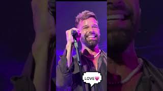 Ricky Martin 𝐄𝐥 𝐚𝐦𝐨𝐫 𝐝𝐞 𝐦𝐢 𝐯𝐢𝐝𝐚 🩷🩵 #rickymartin #concierto