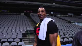 Dwight Howard Hits Full Court Shot with Ease