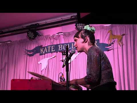 Dana Gavanski - Hang in for Us Both [Live in the Pink Room, 28/05/2025]