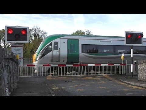 Blakestown Railway Crossing - IE 22000 Class Intercity No. 22211