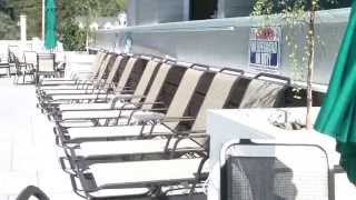 preview picture of video 'Ogunquit Maine Resort Hotel: Outdoor Pool at the Meadowmere Resort'