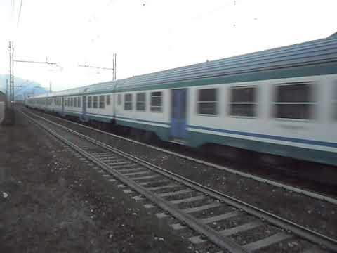 13.05.2018. TRENO REGIONALE VELOCE 2264 IN TRANSITO A LAIVES (BZ).