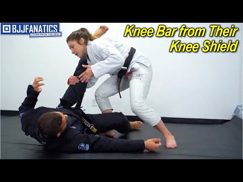 BJJ Knee Shield by Jaine Fragoso