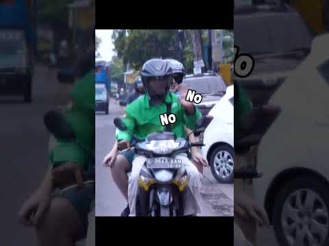 ketika-bapak-ojol-dapat-penumpang-bule