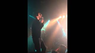 Un bar sulla via lattea - le luci della centrale elettrica