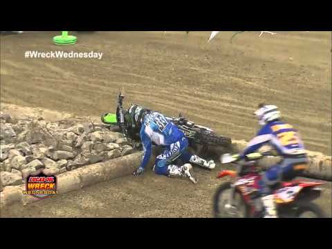 Taylor Robert crash on rocks HARD!