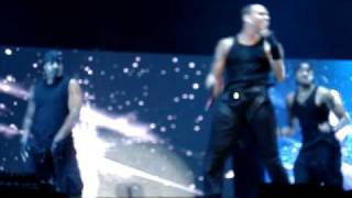 Chris Brown - Just Fine (Live)