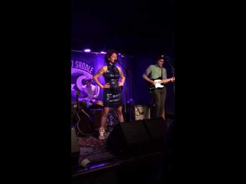 Carsie Blanton - Hot Night