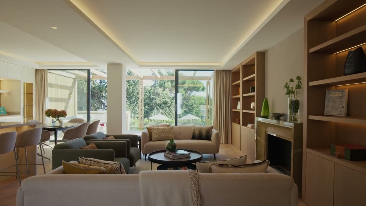 Villa for sale in Elviria, Marbella East