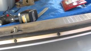 1995 Mercury Villager: Replacing the Liftgate Handle