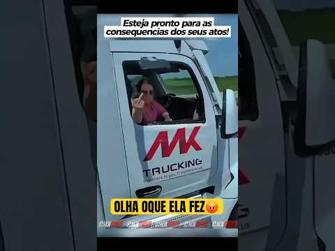 Você não vai acreditar no que essa mulher fez #shorts #caminhoneiro #roadrage