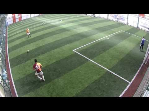 Yakuplu Burak Halı Saha Beylikdüzü SK. - 01-11-2016 21:00:02 - sosyalhalisaha.com