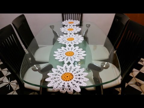 Margaritas en camino de mesa#2 en crochet