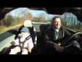 Папа катает дочку на Audi R8 (в автокресле) 