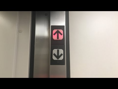 Dover Oildraulic Elevator at Hampton Inn by Hilton Pittsburgh Airport, Moon Township, PA