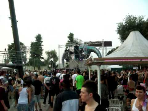 The Stunned Guys @ Masters of hardcore: the outdoor mayhem - Florida 26/06/10