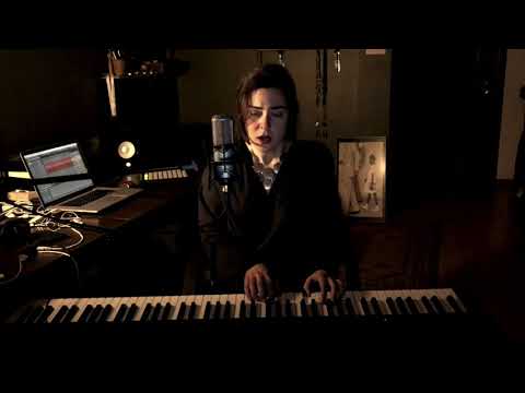 Halo - Beyonce Cover - Deniz Ozcelik