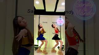 Download lagu JEON SOMI - ‘Gold Gold Gold’ / Sandy&Mandy  #goldgoldgold #somi #jeonsomi #kpop  #dancecover mp3