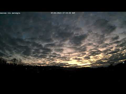 Time Laps 4K tramonto e movimento veloci di nubi del 07.01.2022 - Marano di Napoli / camaldoli