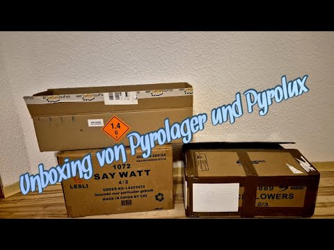 Unboxing for New Year's Eve 25/26 from Pyrolager and Pyrolux #pyro #fireworks #feuerwerk
