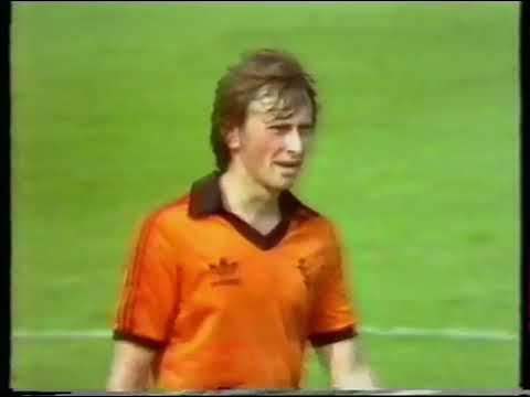 29/08/1981 - Dundee United v Aberdeen - Scottish Premier Division - Highlights