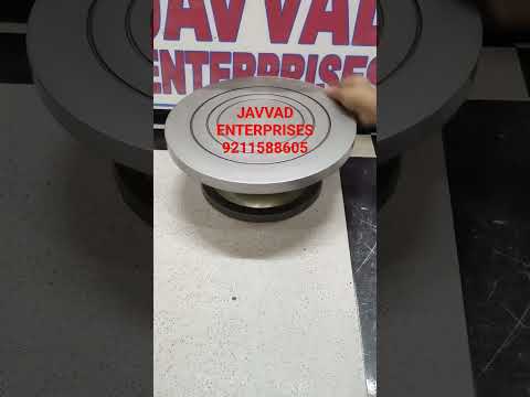 Iron Cake Stand