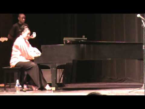 TONYA DORSEY - A MOTHER'S LOVE - A TRIBUTE TO BETTY JEAN PARKS