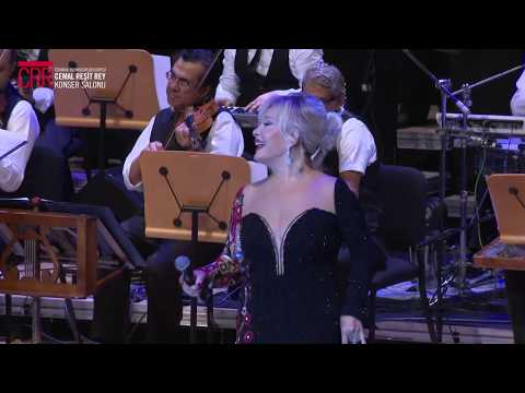 Emel Sayın I Kız Sen İstanbul'un Neresindensin I CRR Konseri