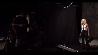 Behind-the-scenes of Carrie Underwood&#39;s music video &quot;Dirty Laundry&quot;