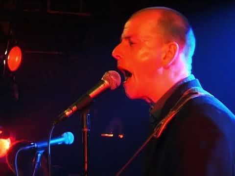 Per Persson - English Civil War (Live Debaser, Stockholm 2003)