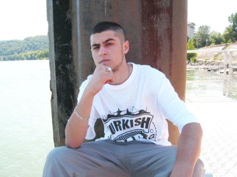 TURKCE RAP : AZED IZED aka YOZGATLI MC - ISLAMA DOGRU - DIN