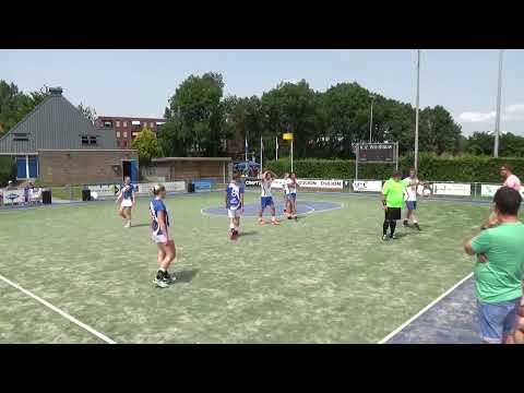 Wit-Blauw/Green Organics 2 vs. Dindoa 2 (live)