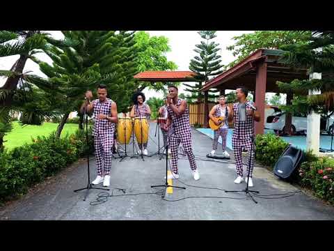 HOY SE BEBE LIVE GRUPO EXTRA