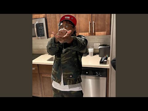 Free Rondo (feat. Tg Rondo, Chuckie Ceo & 24 Mari)