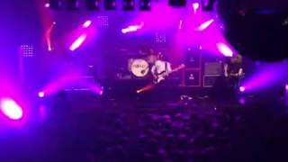 Milburn Lipstick Lickin Sheffield O2 30/04/16