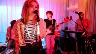 TWIN SISTER - &quot;Meet the Frownies&quot; LIVE @ The Mondrian Sessions