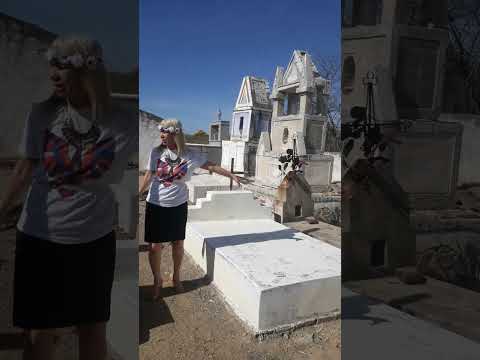 Cemitério de Chorrochó-Bahia.  Construído por Antônio   Conselheiro. 